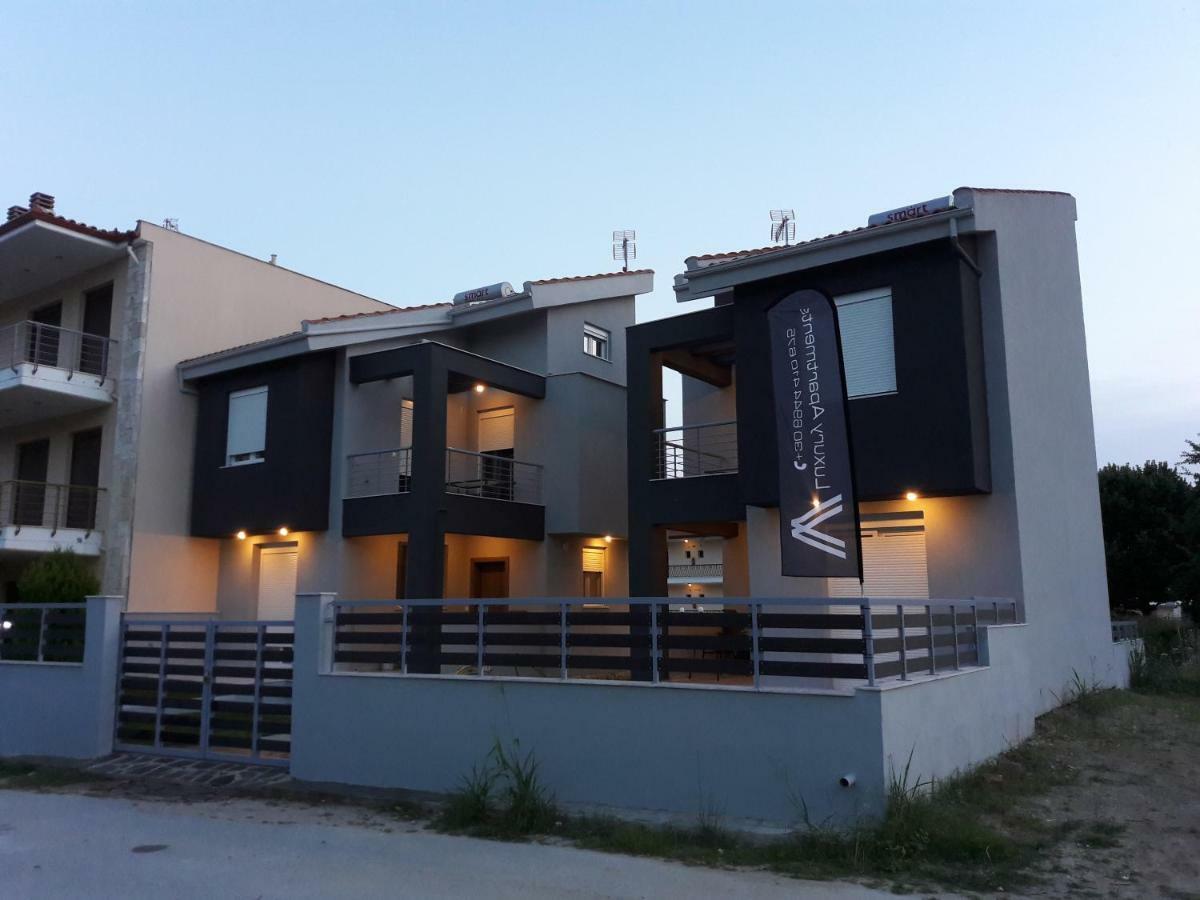 V Luxury Apartments Siviri Exterior foto