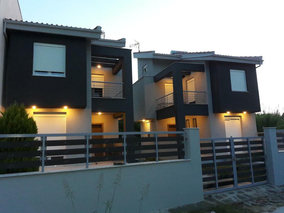 V Luxury Apartments Siviri Exterior foto