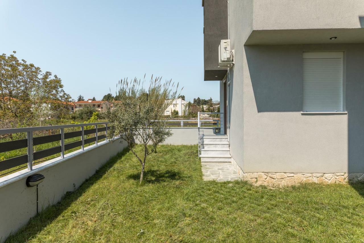 V Luxury Apartments Siviri Exterior foto