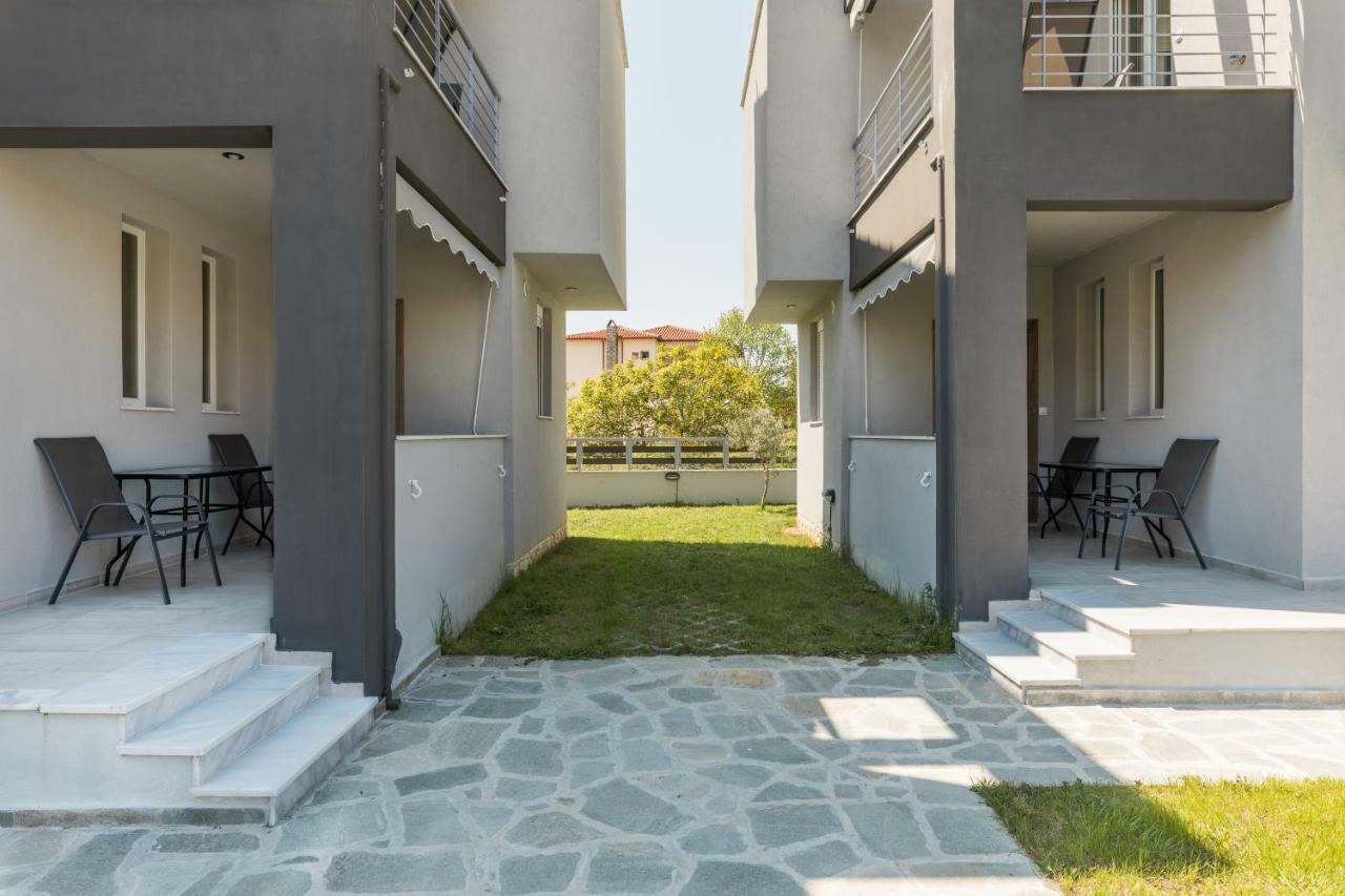 V Luxury Apartments Siviri Exterior foto
